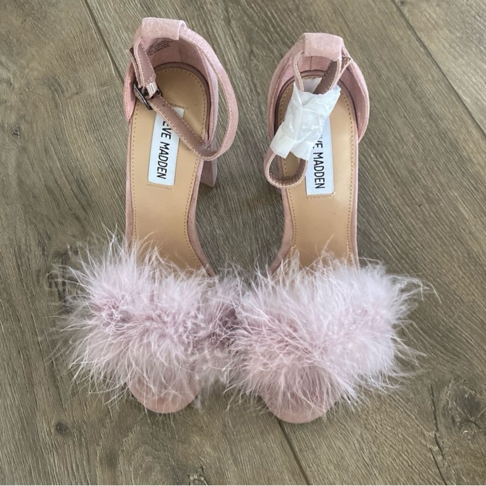 Steve Madden Carabu Rose Suede Heels